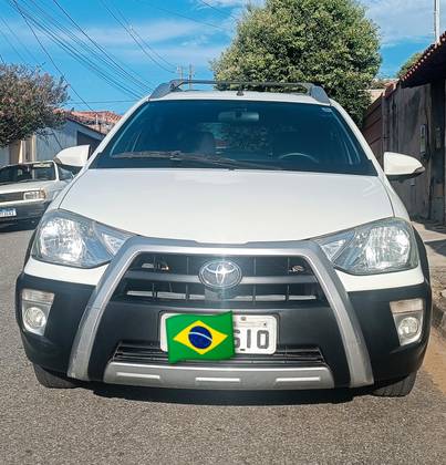 TOYOTA ETIOS 1.5 XLS 16V FLEX 4P MANUAL TOYOTA ETIOS 1.5 XLS 16V FLEX 4P MANUAL